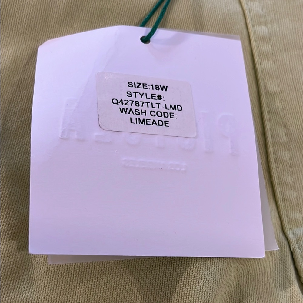 Pistola Green Cargo Shorts Relaxed Fit, new - Picture 7 of 8